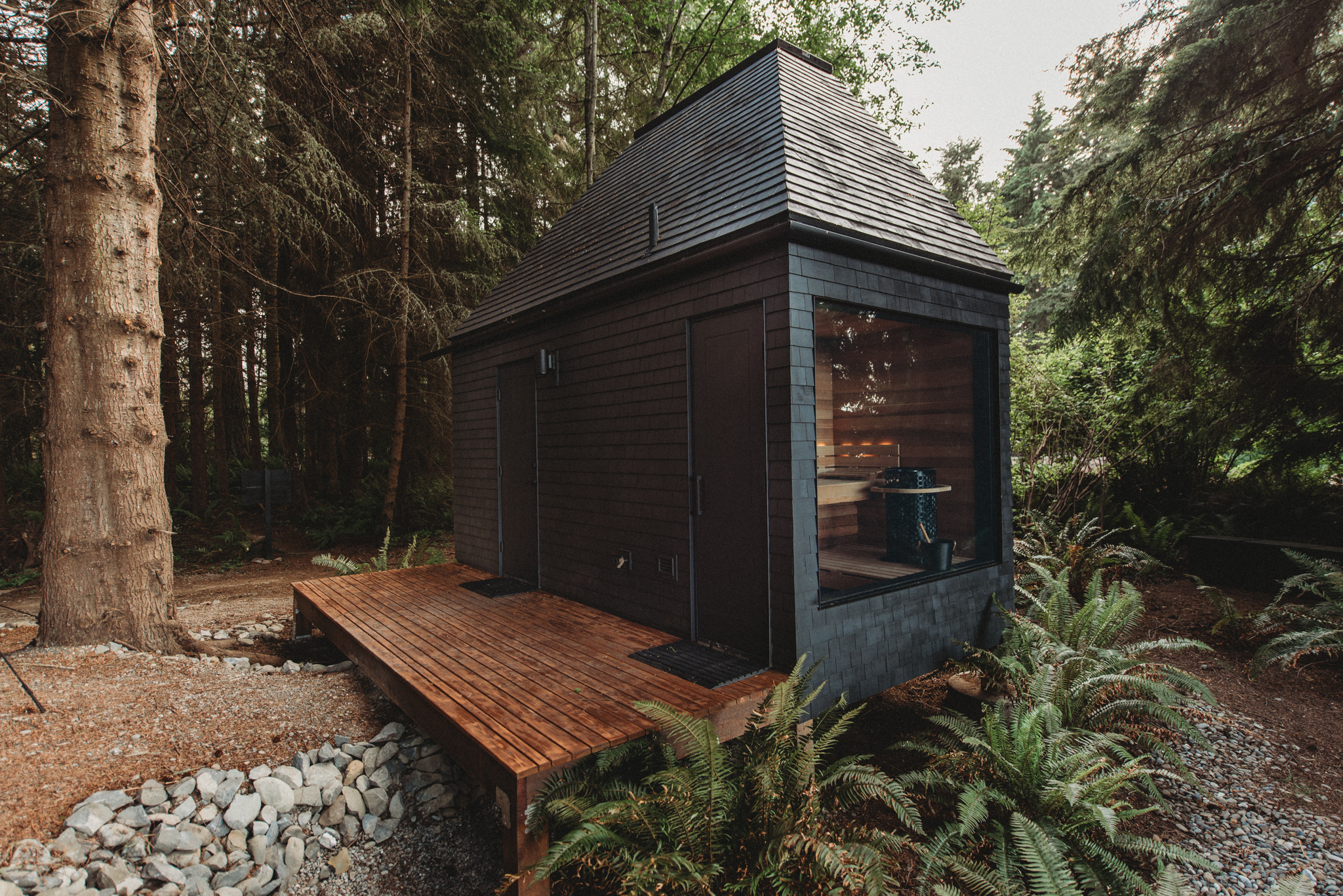Floating bathhouse at Menizei designed by GO’C